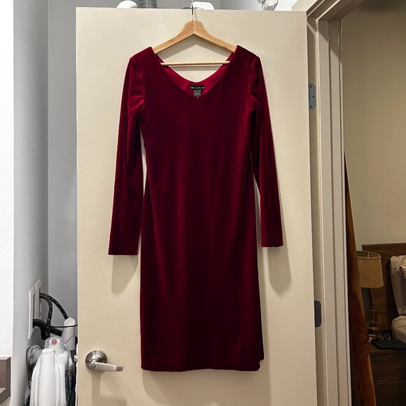 Vintage Red Velvet Dress - Picture 2 of 4